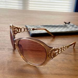 NWOT Guess Oversized Square Sunglasses